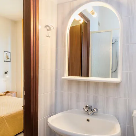 Hotel Cristina San Rocco di Piegara